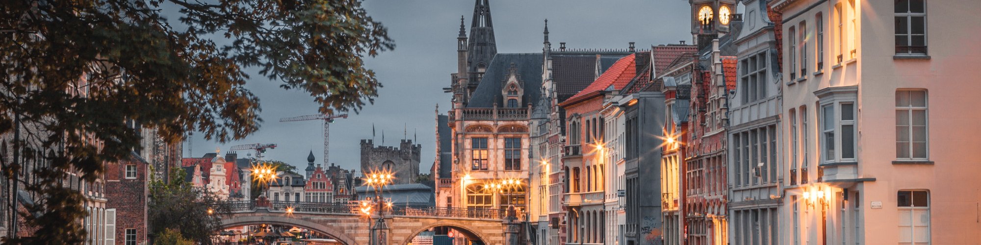 azamat-esmurziyev-2yobmqT4vmA-unsplash